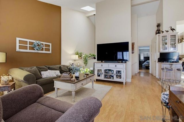 6601 Santa Isabel B, Carlsbad, CA 92009