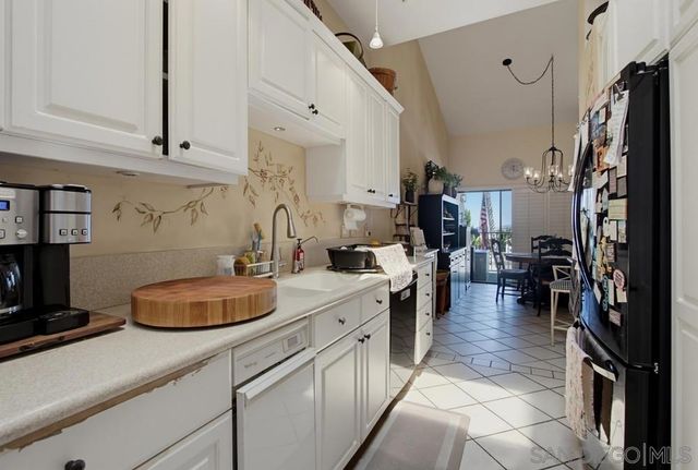 6601 Santa Isabel B, Carlsbad, CA 92009