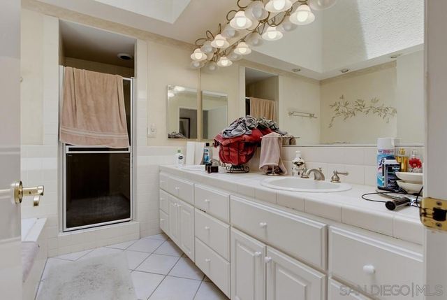 6601 Santa Isabel B, Carlsbad, CA 92009