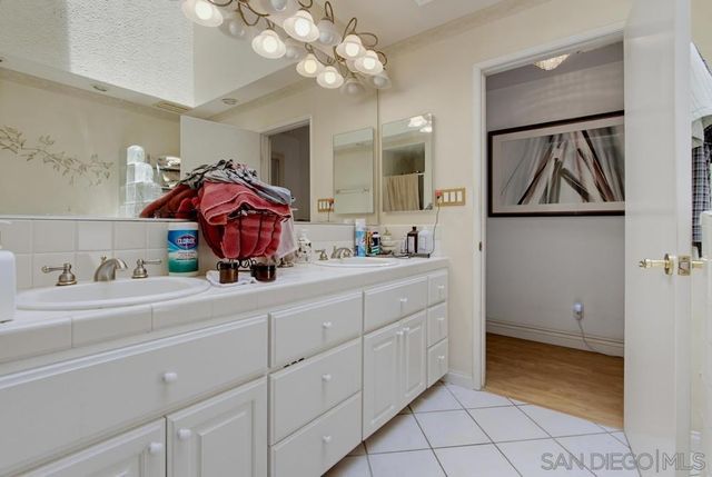 6601 Santa Isabel B, Carlsbad, CA 92009