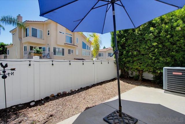 6601 Santa Isabel B, Carlsbad, CA 92009