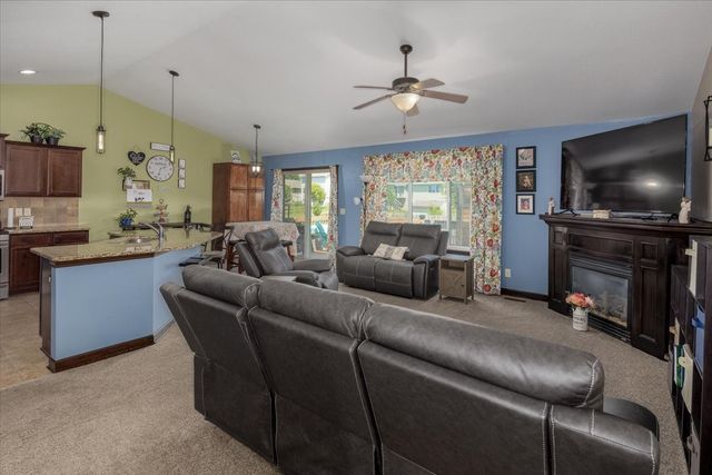 217 NW Abbie Drive, Ankeny, IA 50023