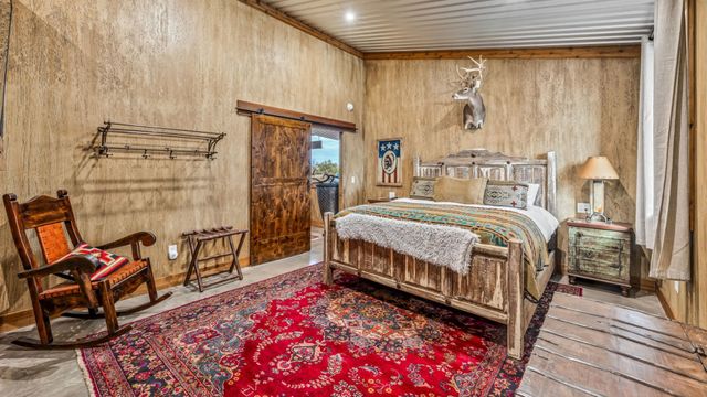 9464 SH-6, Quanah, TX 79225