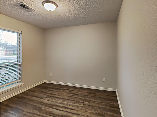 2955 County Road 855b, Alvin, TX 77511