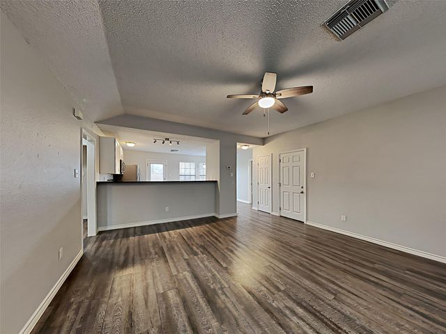 2955 County Road 855b, Alvin, TX 77511
