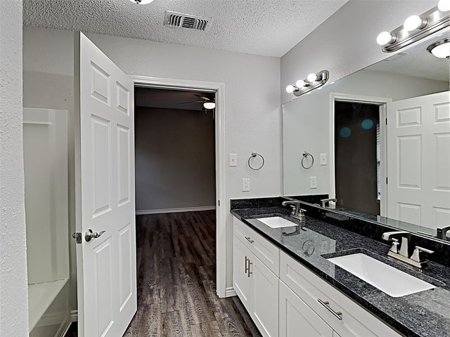 2955 County Road 855b, Alvin, TX 77511