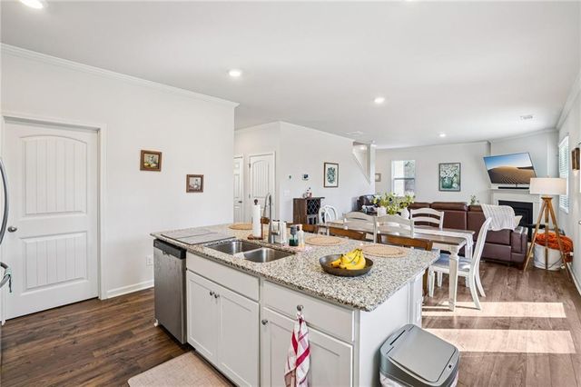 5223 Mourning Dove Way SW, Powder Springs, GA 30127