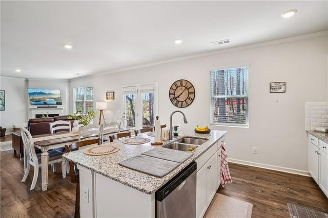 5223 Mourning Dove Way SW, Powder Springs, GA 30127