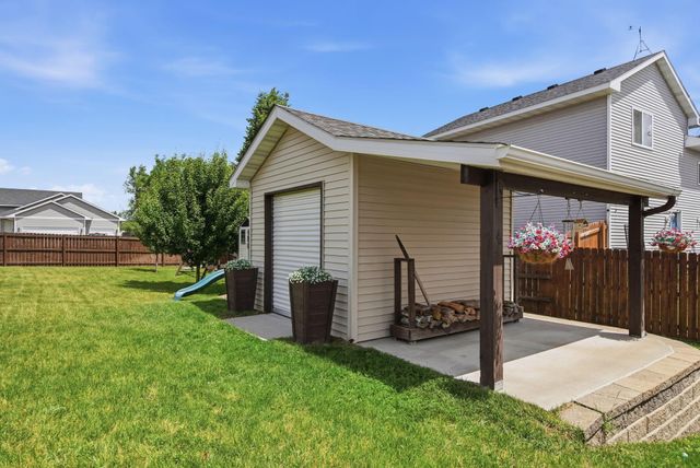 1632 Jefferson Street S, Cambridge, MN 55008
