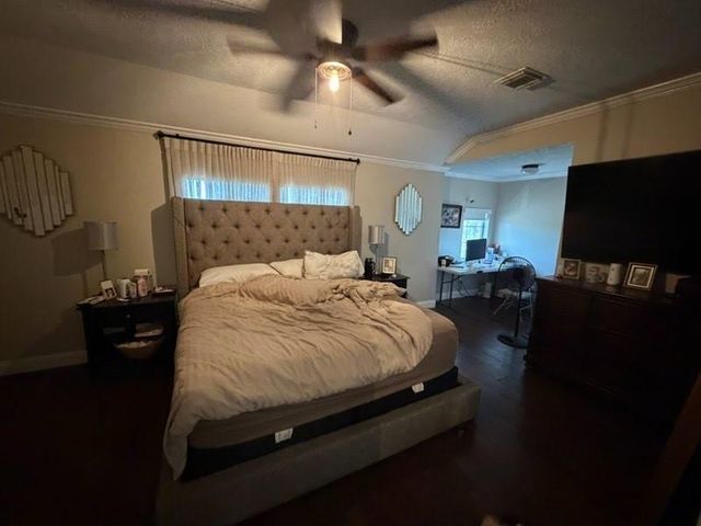 16122 Hidden Crest Drive, Houston, TX 77049