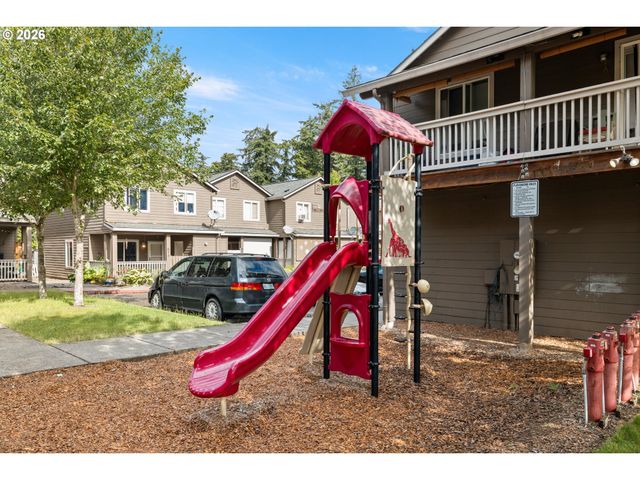 695 Se 197TH Ave, Portland, OR 97233