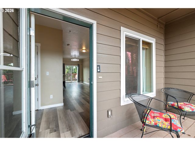 695 Se 197TH Ave, Portland, OR 97233
