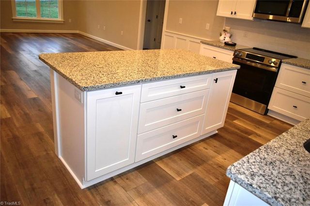 2142 Elizabeth Drive, Mount Airy, NC 27030