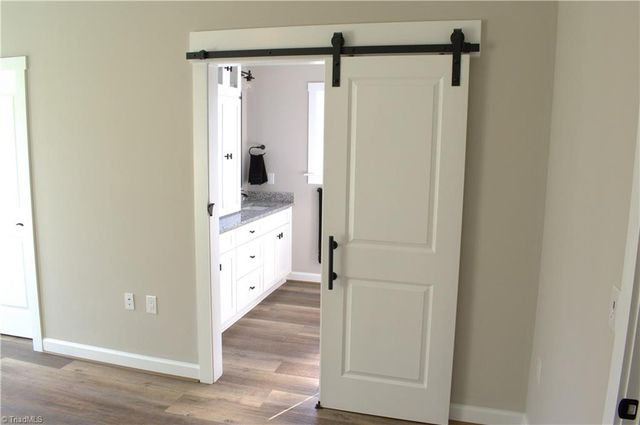 2142 Elizabeth Drive, Mount Airy, NC 27030