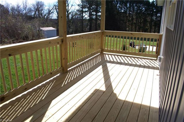 2142 Elizabeth Drive, Mount Airy, NC 27030