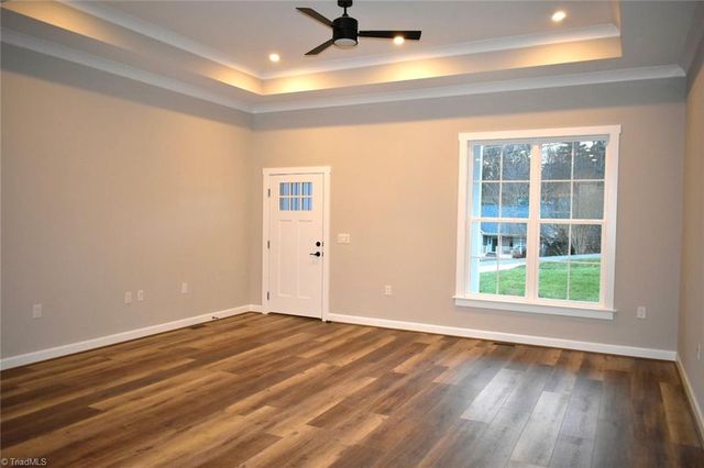 2142 Elizabeth Drive, Mount Airy, NC 27030