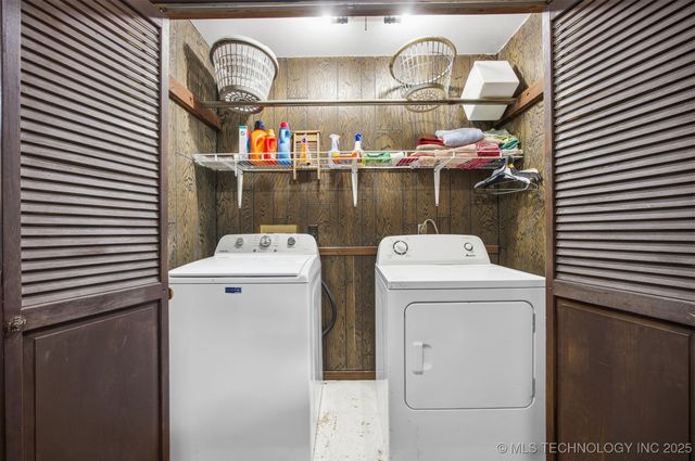 21298 S Welling, Welling, OK 74471