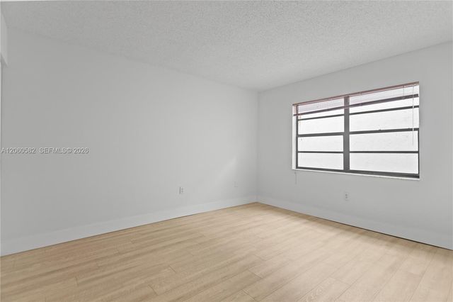 6745 NW 169th Street 15F, Hialeah, FL 33015