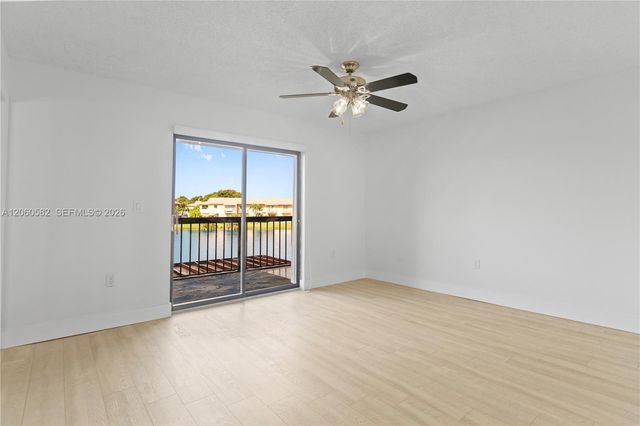 6745 NW 169th Street 15F, Hialeah, FL 33015