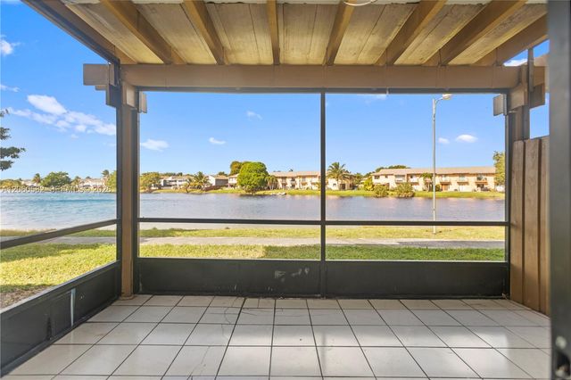 6745 NW 169th Street 15F, Hialeah, FL 33015