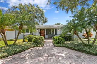 430 44TH AVENUE NE, St Petersburg, FL 33703