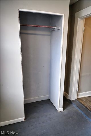 7626 Connecticut Avenue, Cleveland, OH 44105