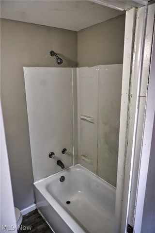 7626 Connecticut Avenue, Cleveland, OH 44105