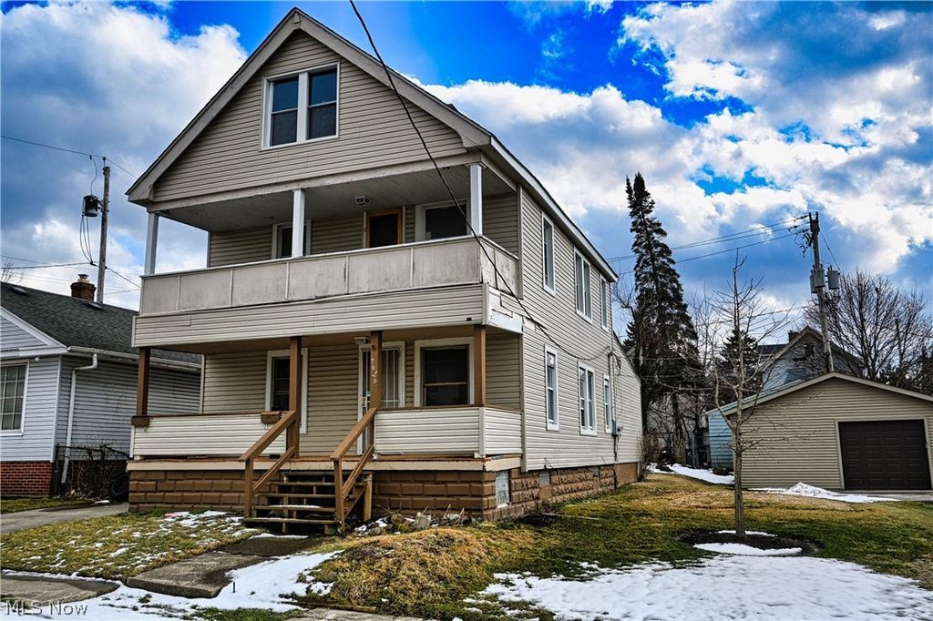 7626 Connecticut Avenue, Cleveland, OH 44105
