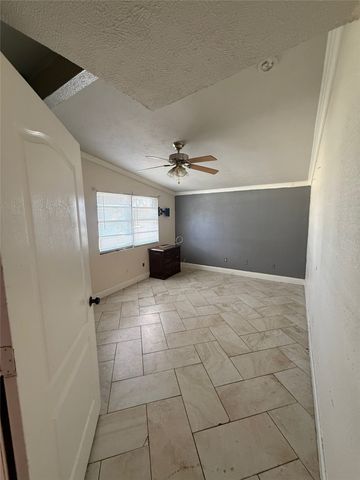 522 Seneca Drive, Garland, TX 75040