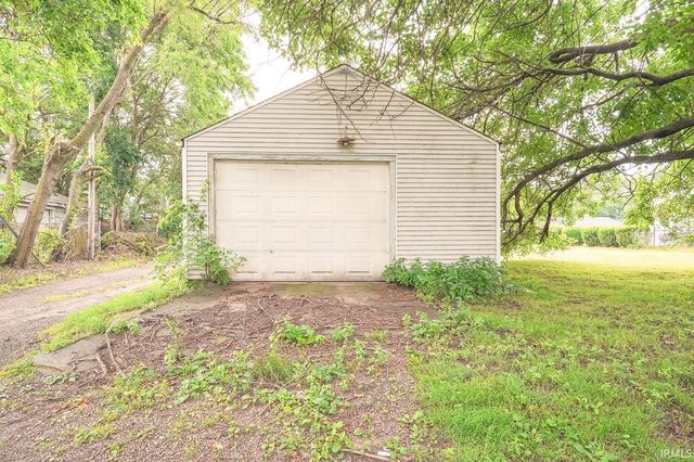 1418 N Elmer Street, South Bend, IN 46628