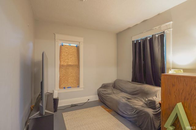 1418 N Elmer Street, South Bend, IN 46628