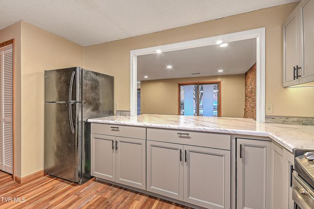 500 Fleetwood Drive 7, Kingsport, TN 37660