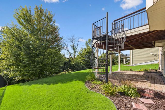 5115 Kimberly Lane N, Plymouth, MN 55446