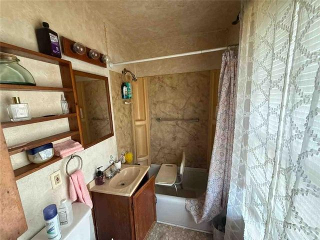 316 Iroquois Street, Chickasaw, AL 36611