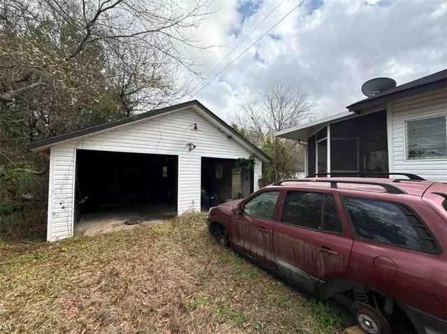 316 Iroquois Street, Chickasaw, AL 36611