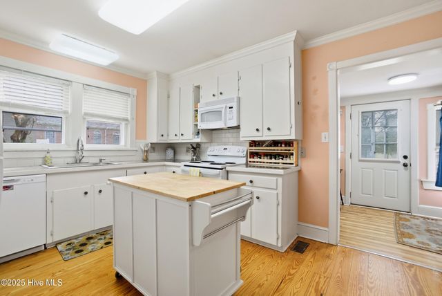 907 W Queen Street, Edenton, NC 27932