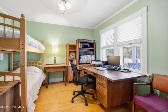 907 W Queen Street, Edenton, NC 27932