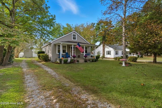 907 W Queen Street, Edenton, NC 27932