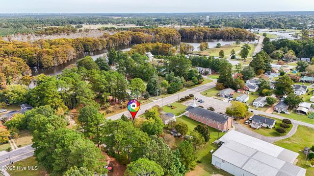 907 W Queen Street, Edenton, NC 27932