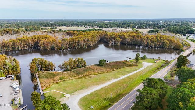 907 W Queen Street, Edenton, NC 27932