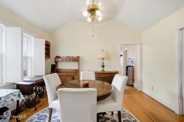 907 W Queen Street, Edenton, NC 27932