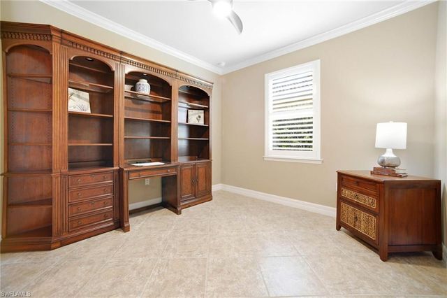 8481 Benelli CT, Naples, FL 34114