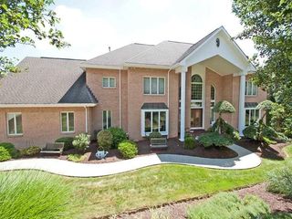 322 Red Oak Court, Monroeville, PA 15146