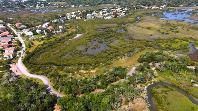 220 Pelican Reef Dr, St Augustine, FL 32080