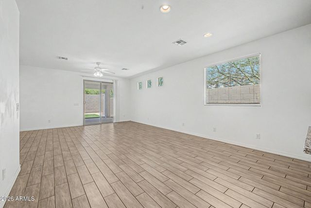 5722 W GETTY Drive, Phoenix, AZ 85043