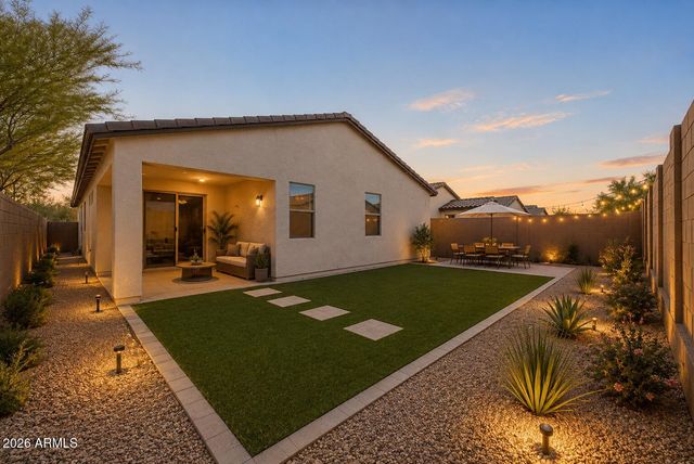 5722 W GETTY Drive, Phoenix, AZ 85043
