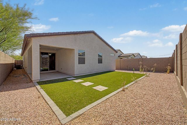 5722 W GETTY Drive, Phoenix, AZ 85043