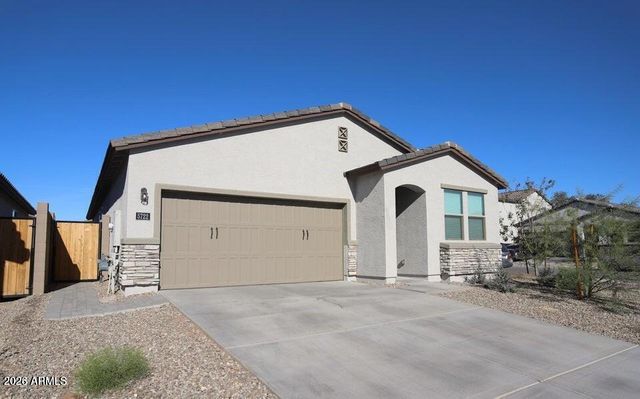 5722 W GETTY Drive, Phoenix, AZ 85043