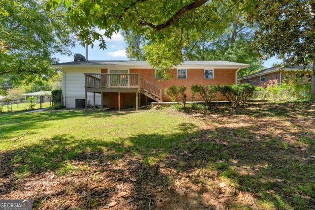 1118 Crestview Circle NE, Conyers, GA 30012
