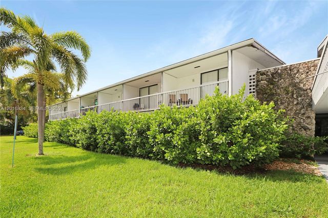 750 NE 195th Street, Miami, FL 33179